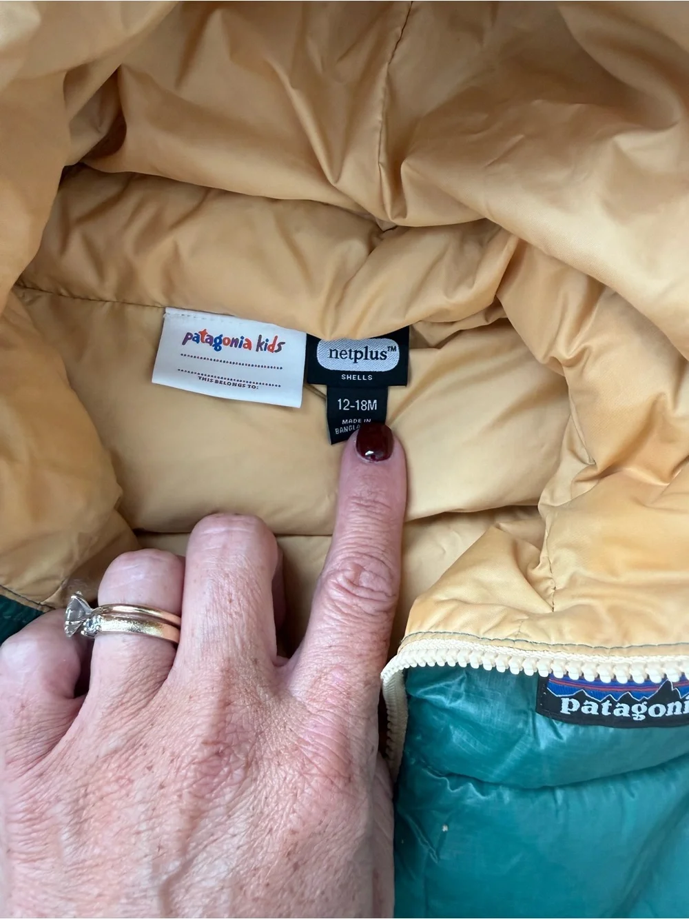 Patagonia Kids Teal Puffer Jacket with Cream Trim